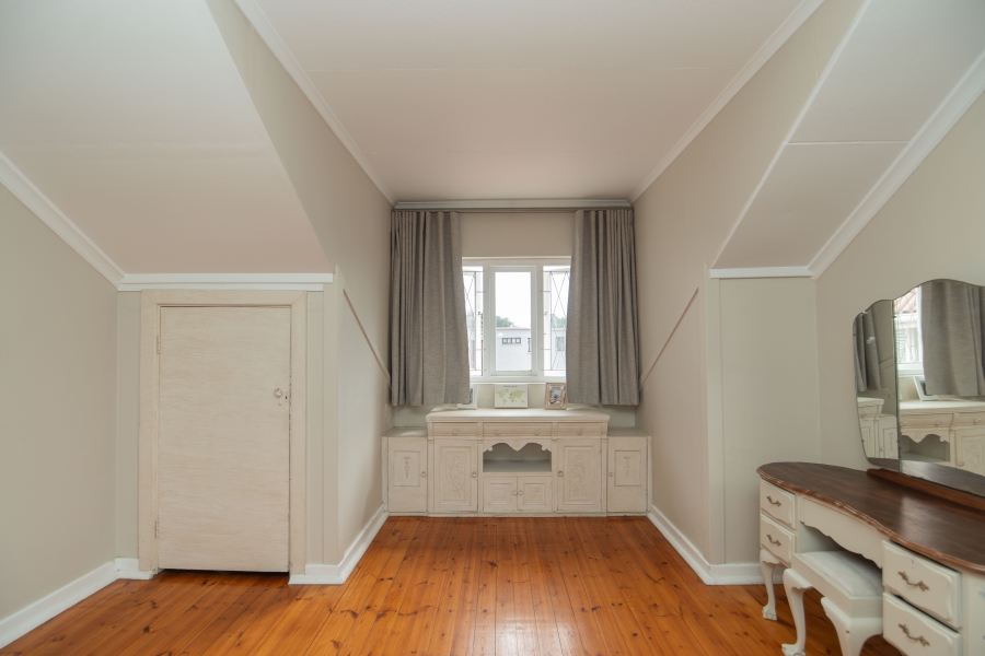 4 Bedroom Property for Sale in Summerstrand Eastern Cape